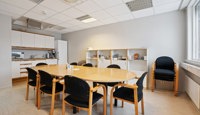 Kjøkken med spiseplass til ansatte