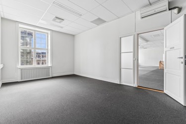 Flere muligheter for fleksible løsninger. Enten om det er grupperom, celle kontorer eller arbeidsrom