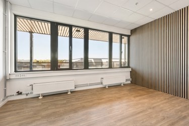 Kontorareal 1303 kan leies sammen med lager 1104