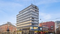 Storgata 32 ligger sentralt på Gunerius, i krysset mellom Storgata og Brugata – med Oslo S og Jernbanetorget få minutters gange unna.