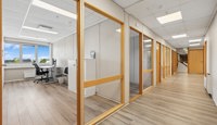 Separat kontor som egner seg godt som lederkontor eller møterom.